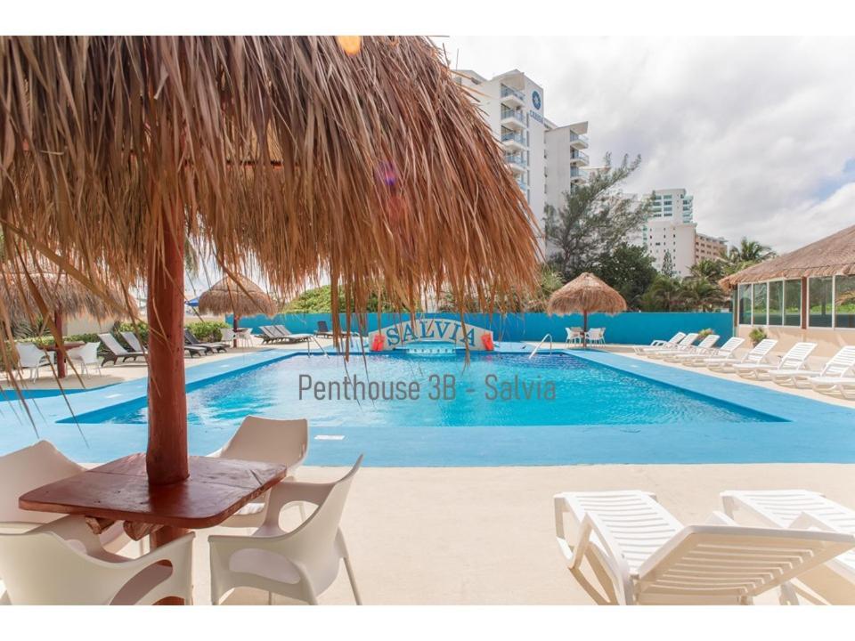 2 Story Oceanfront Penthouses On Cancun Beach! Exterior photo